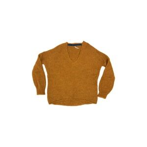 Free People All Mine Alpaca Blend V-Neck Sweater in Mustard Gold – Size Large